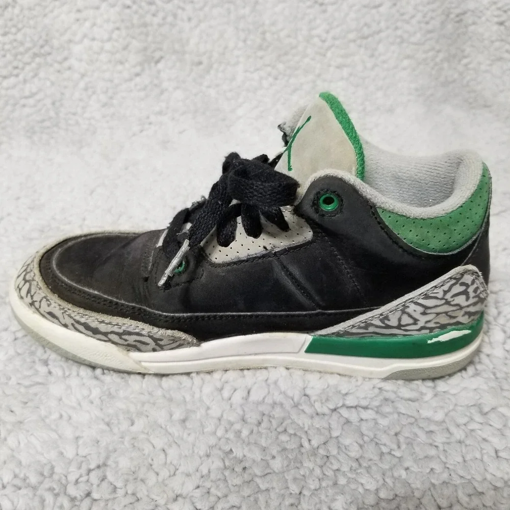 Nike shoes do